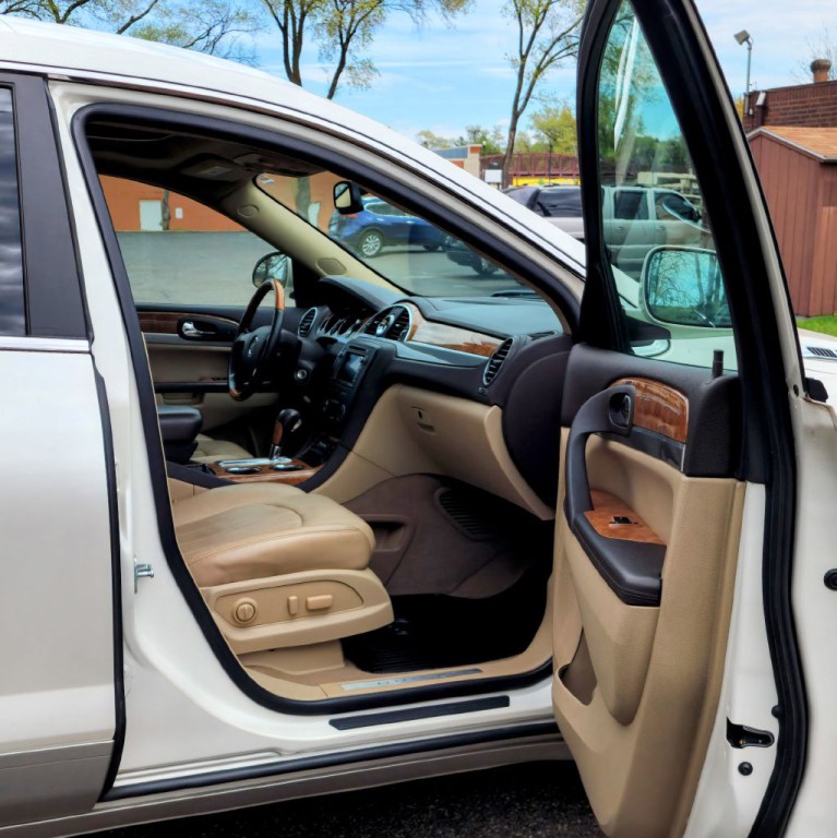 2011 Buick Enclave Image 21