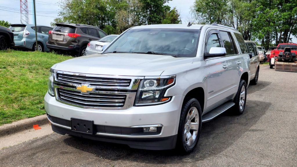 2015 Chevrolet Tahoe Image 2