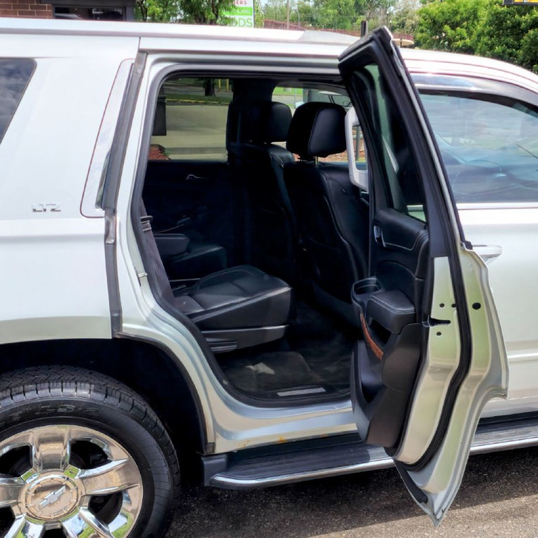 2015 Chevrolet Tahoe Image 18