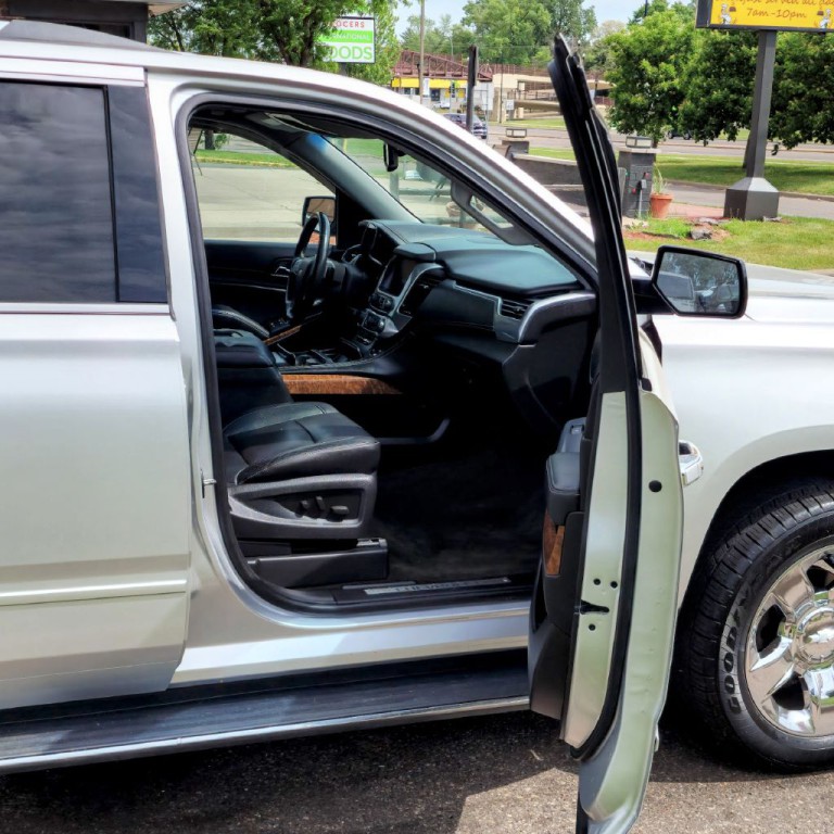 2015 Chevrolet Tahoe Image 19