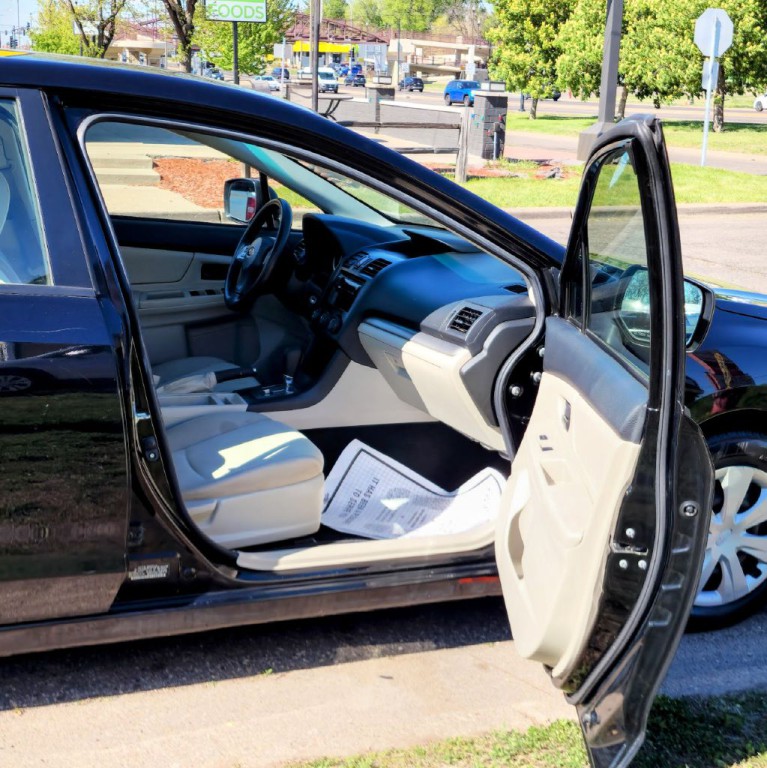 2014 Subaru Impreza Image 16