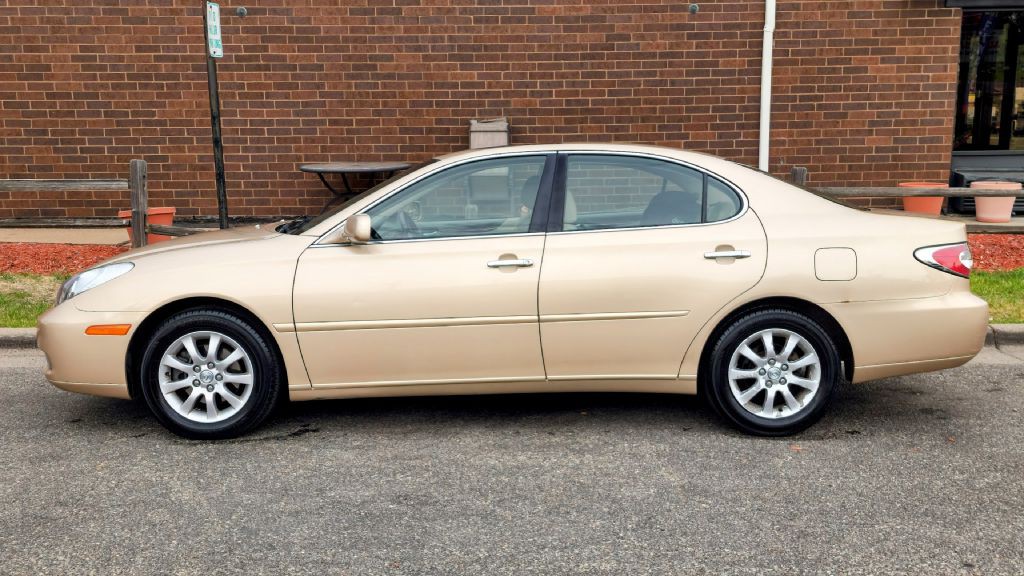 2004 Lexus ES Image 3