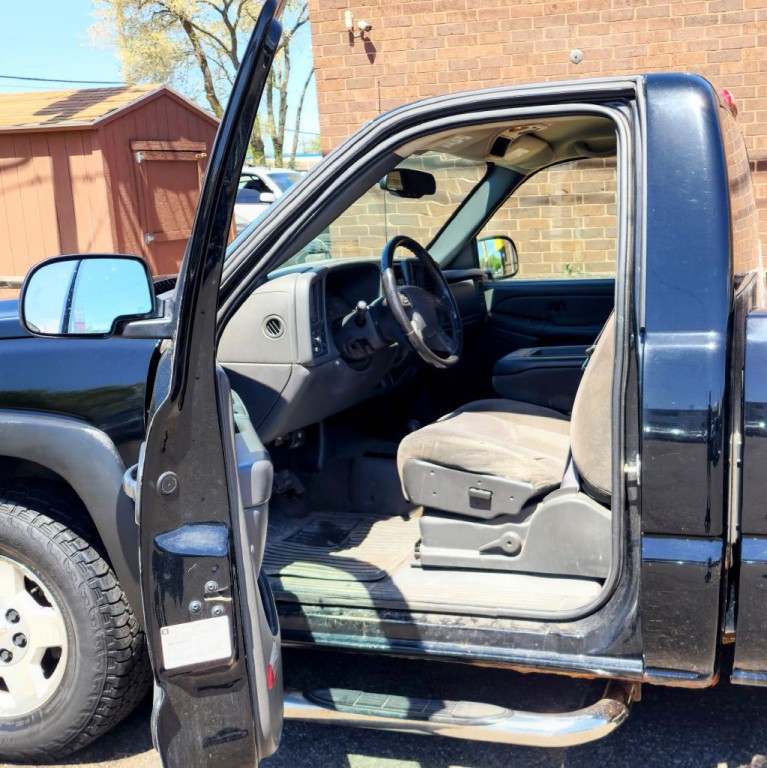2006 Chevrolet Silverado 1500 Image 10