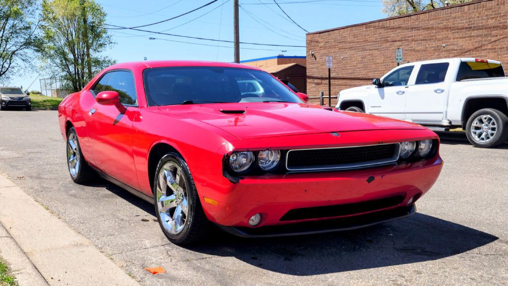 2013 Dodge Challenger Image 8