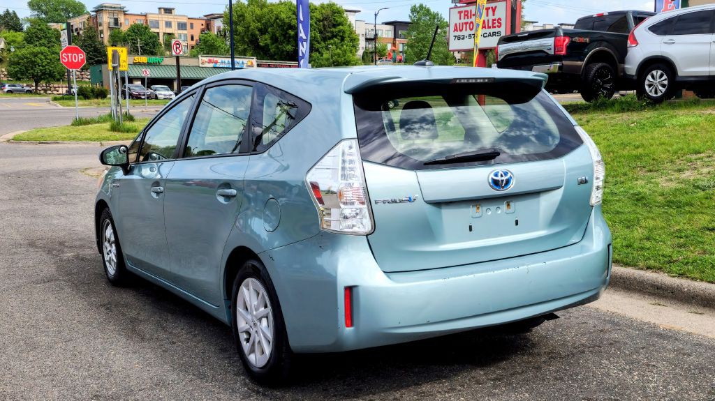2014 Toyota Prius Image 4