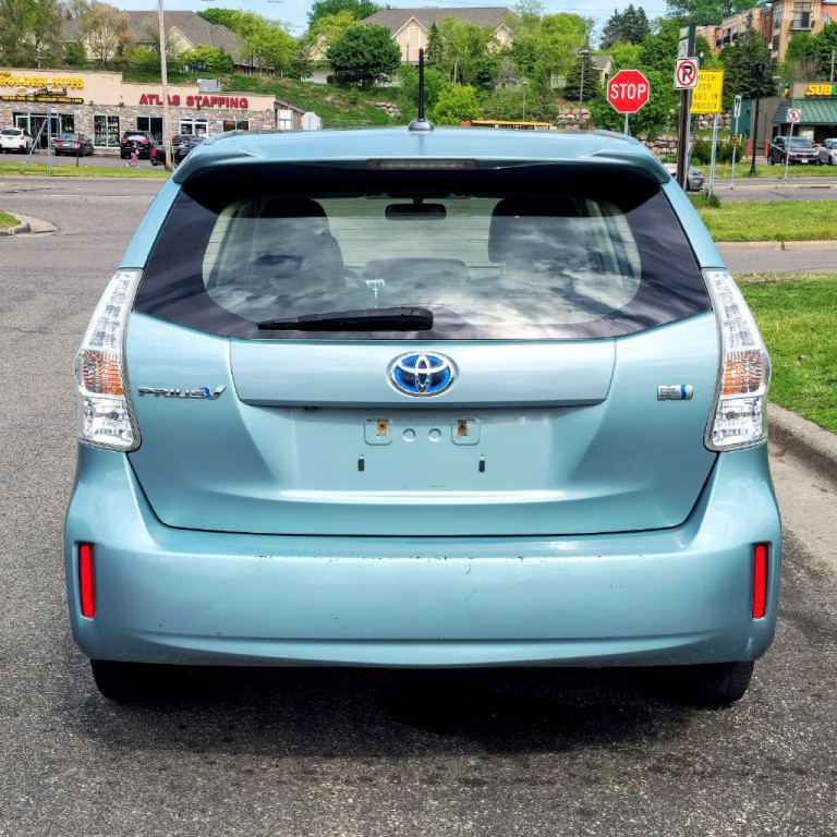 2014 Toyota Prius Image 5