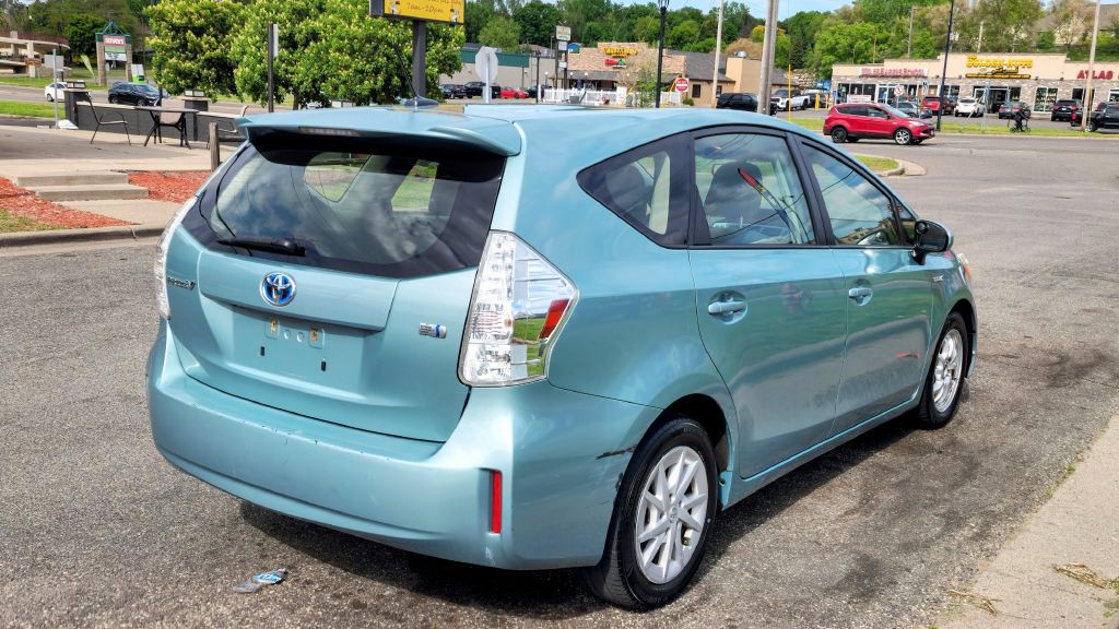 2014 Toyota Prius Image 6