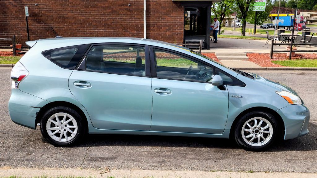 2014 Toyota Prius Image 7