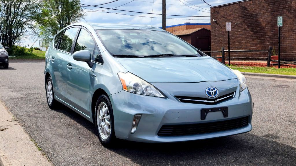 2014 Toyota Prius Image 8