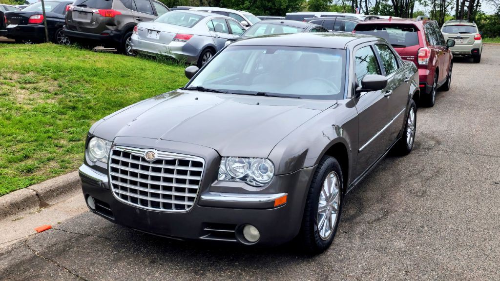2008 Chrysler 300 Image 1