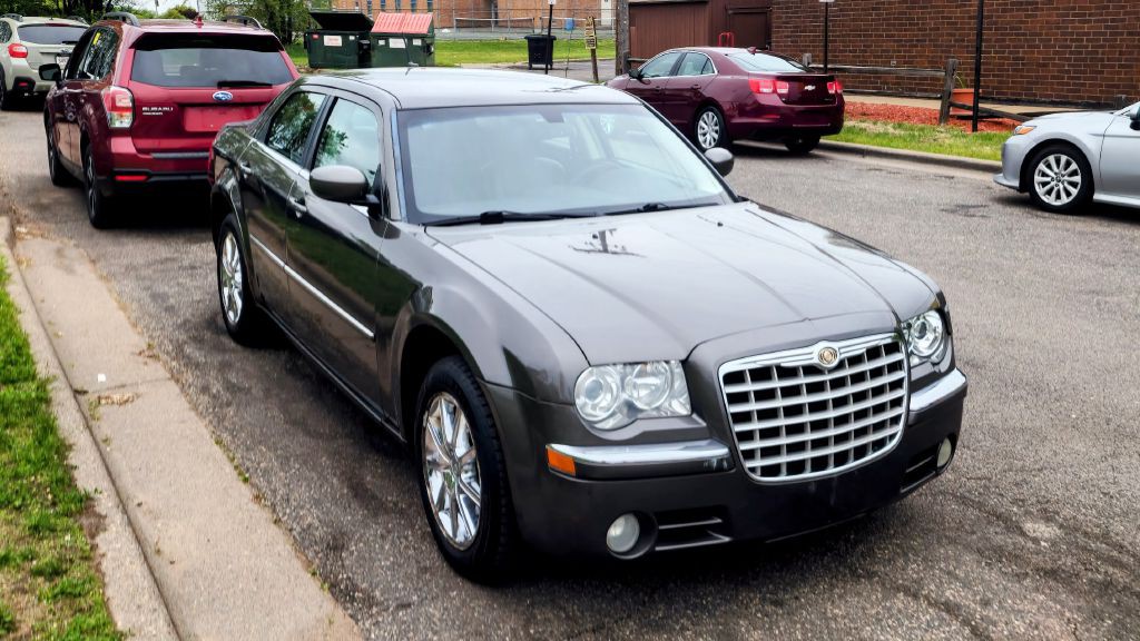 2008 Chrysler 300 Image 9