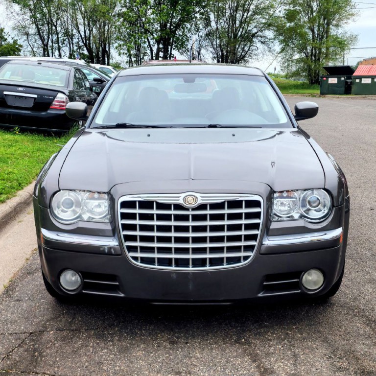 2008 Chrysler 300 Image 10