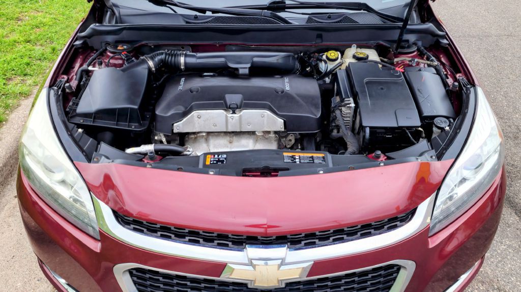 2015 Chevrolet Malibu Image 16
