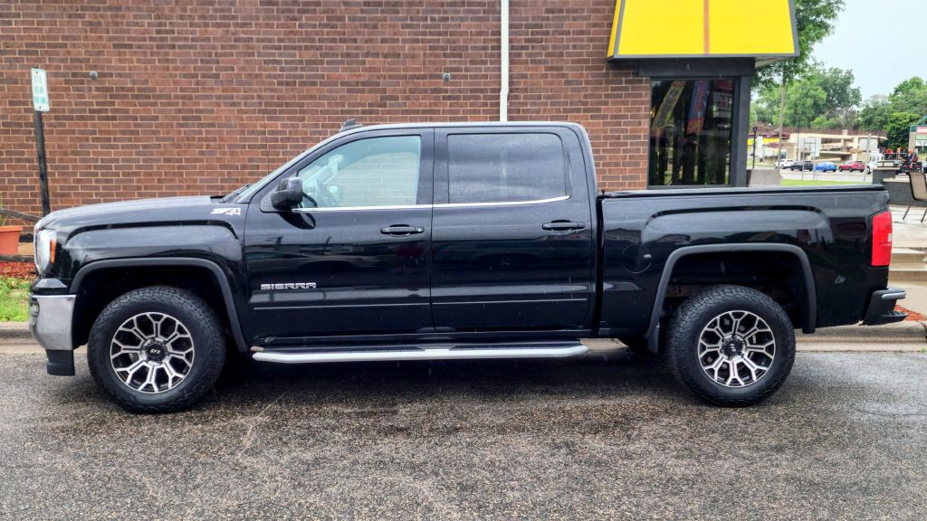 2017 GMC Sierra Image 3