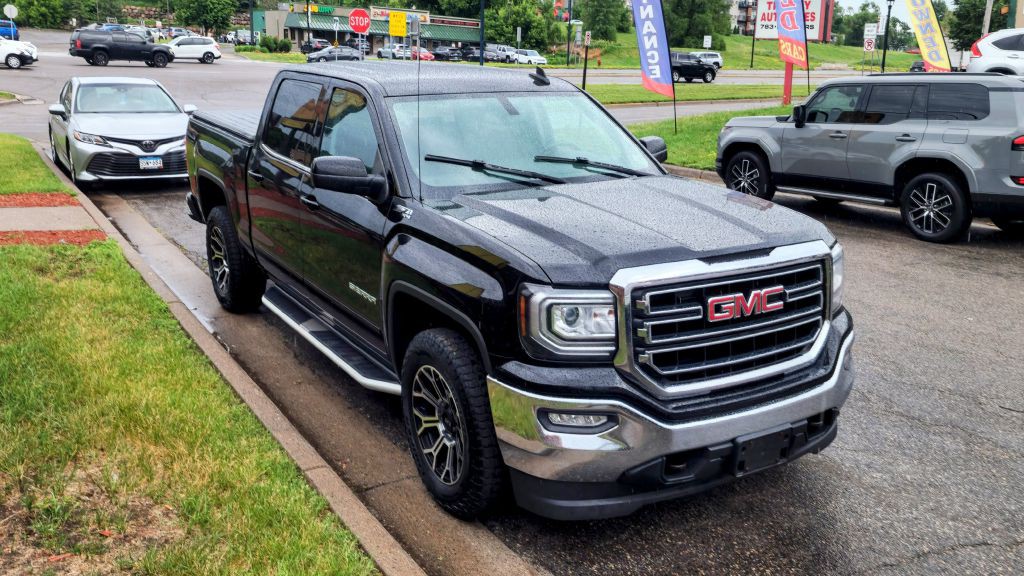 2017 GMC Sierra Image 9
