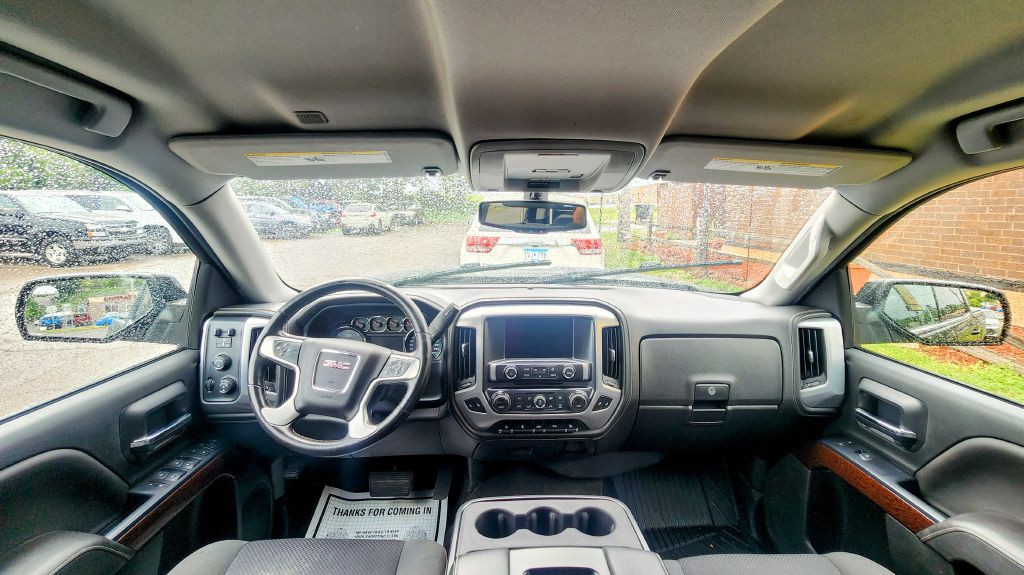 2017 GMC Sierra Image 12