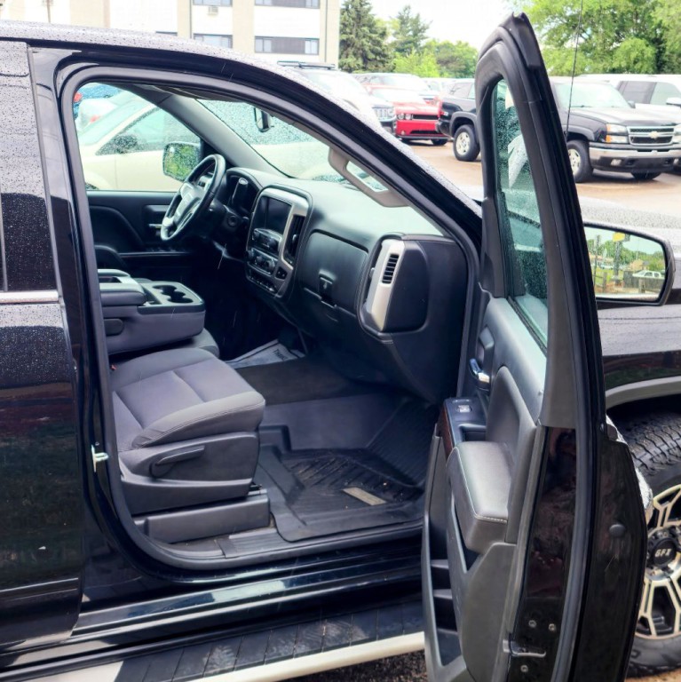 2017 GMC Sierra Image 17