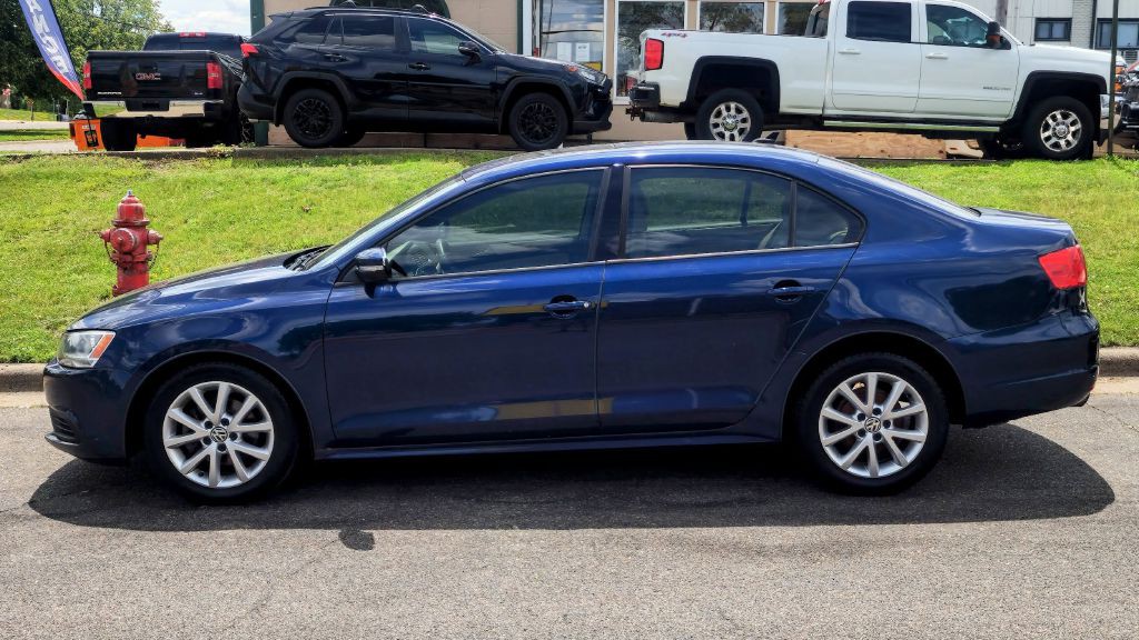 2011 Volkswagen Jetta Image 3