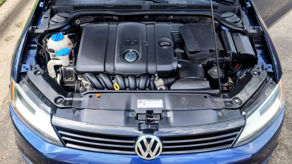 2011 Volkswagen Jetta Image 18