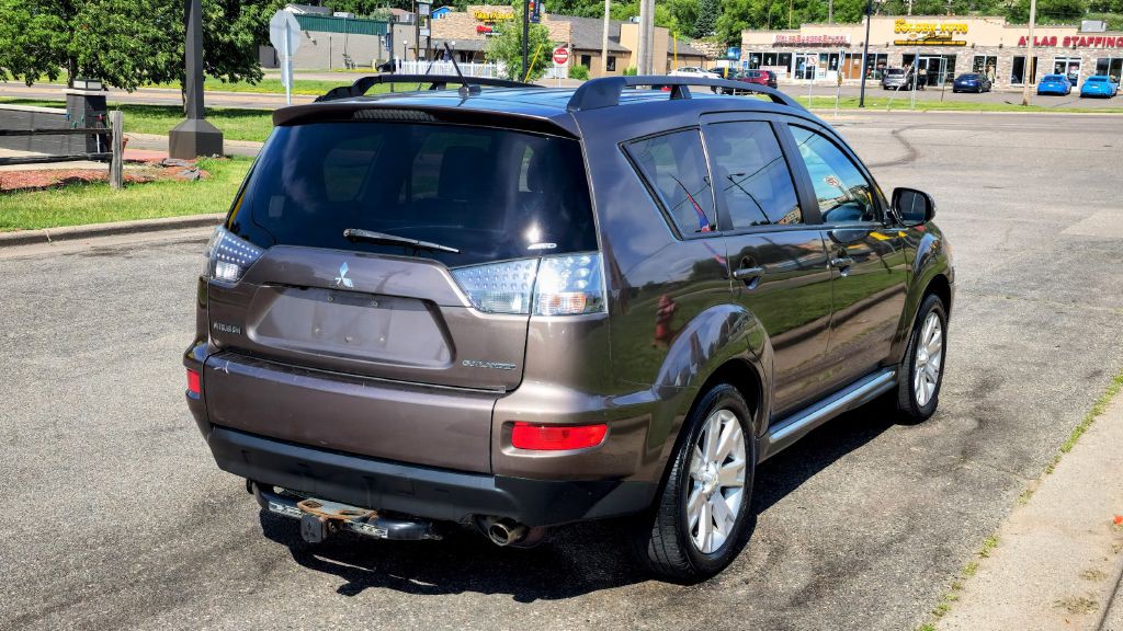 2013 Mitsubishi Outlander Image 6