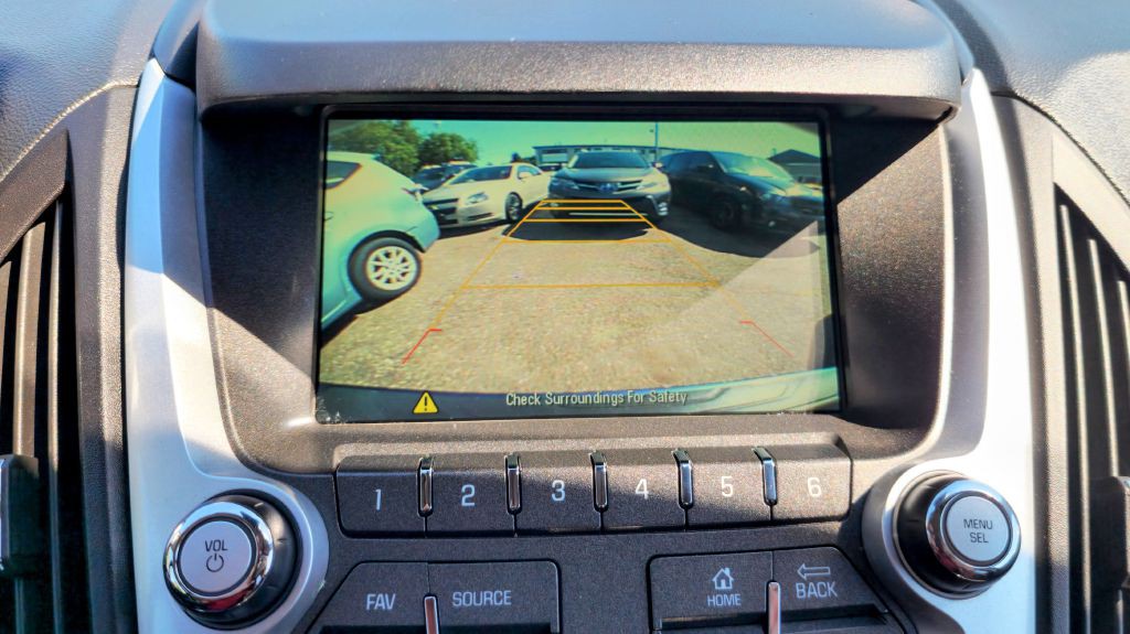 2017 Chevrolet Equinox Image 13