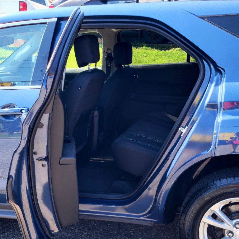 2017 Chevrolet Equinox Image 14