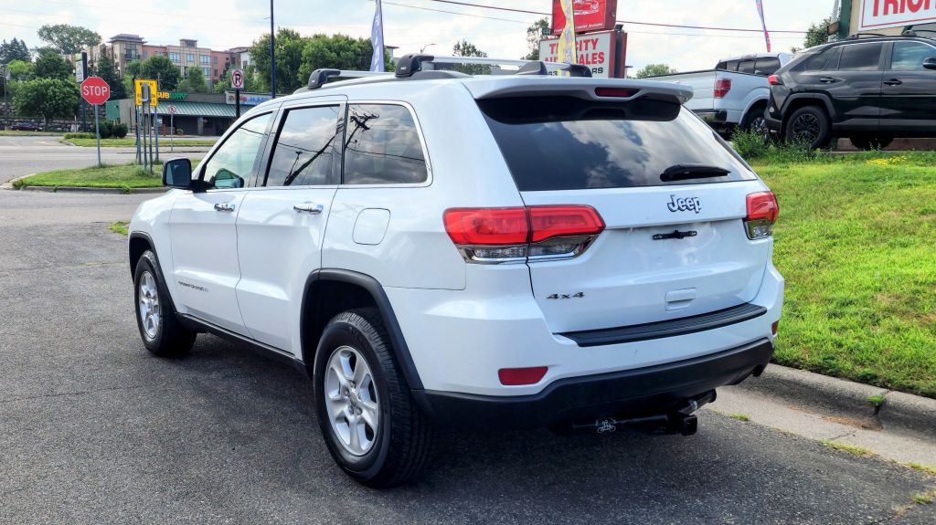 2016 Jeep Grand Cherokee Image 4