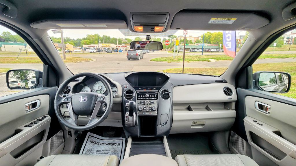 2014 Honda Pilot Image 12