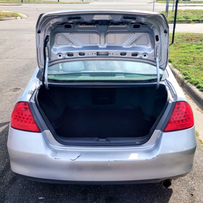2007 Honda Accord Image 14