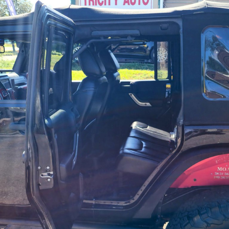 2016 Jeep Wrangler Unlimited Image 15