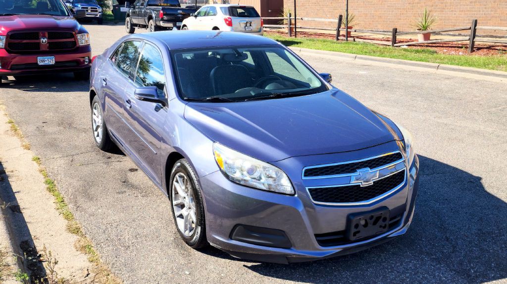 2013 Chevrolet Malibu Image 8