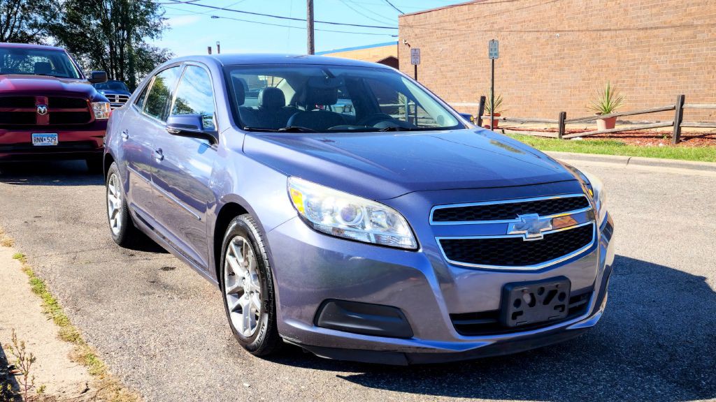 2013 Chevrolet Malibu Image 9