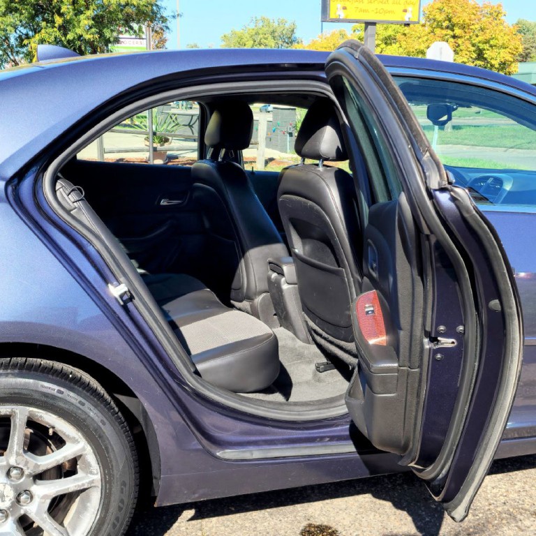 2013 Chevrolet Malibu Image 16