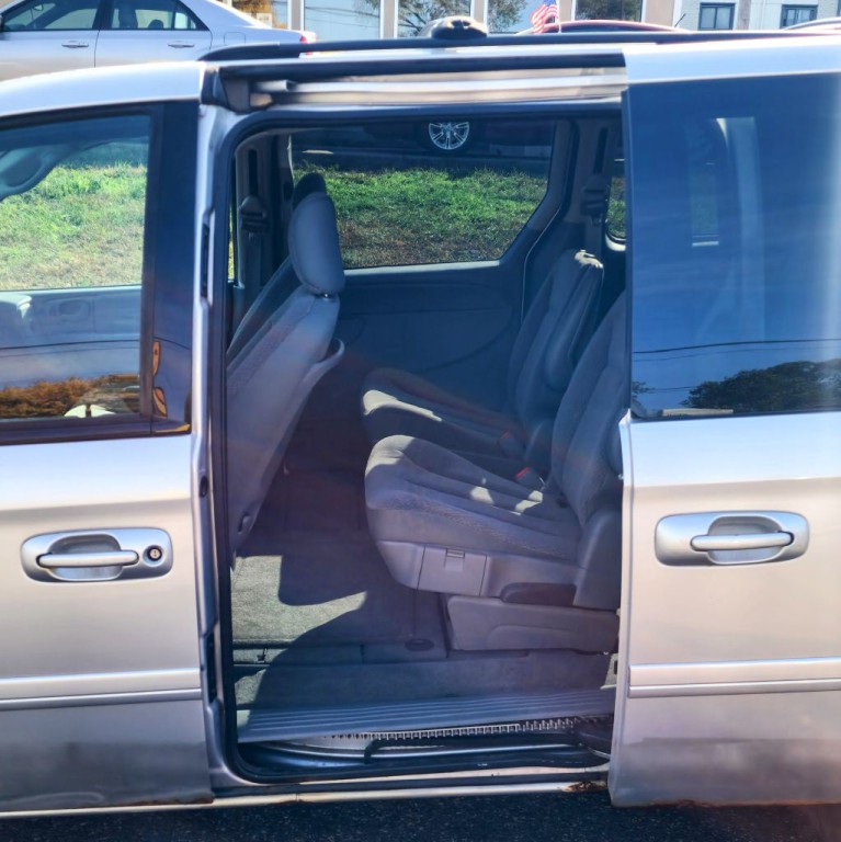 2007 Dodge Grand Caravan Image 13