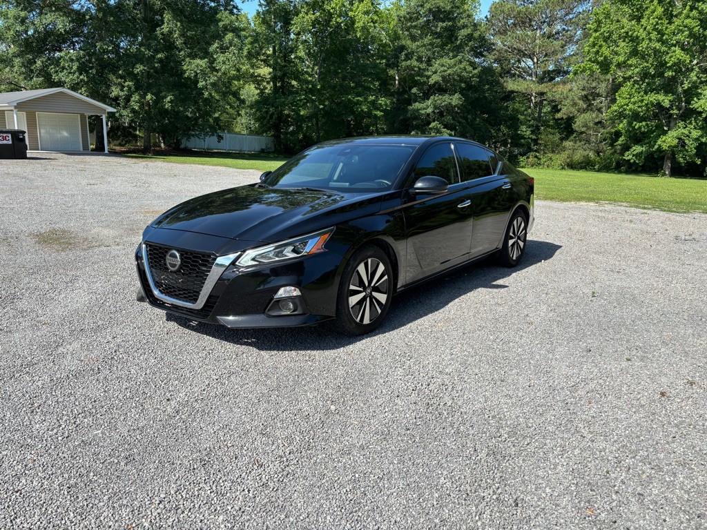 2019 Nissan Altima Image 3