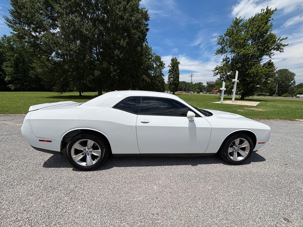 2020 Dodge Challenger Image 6