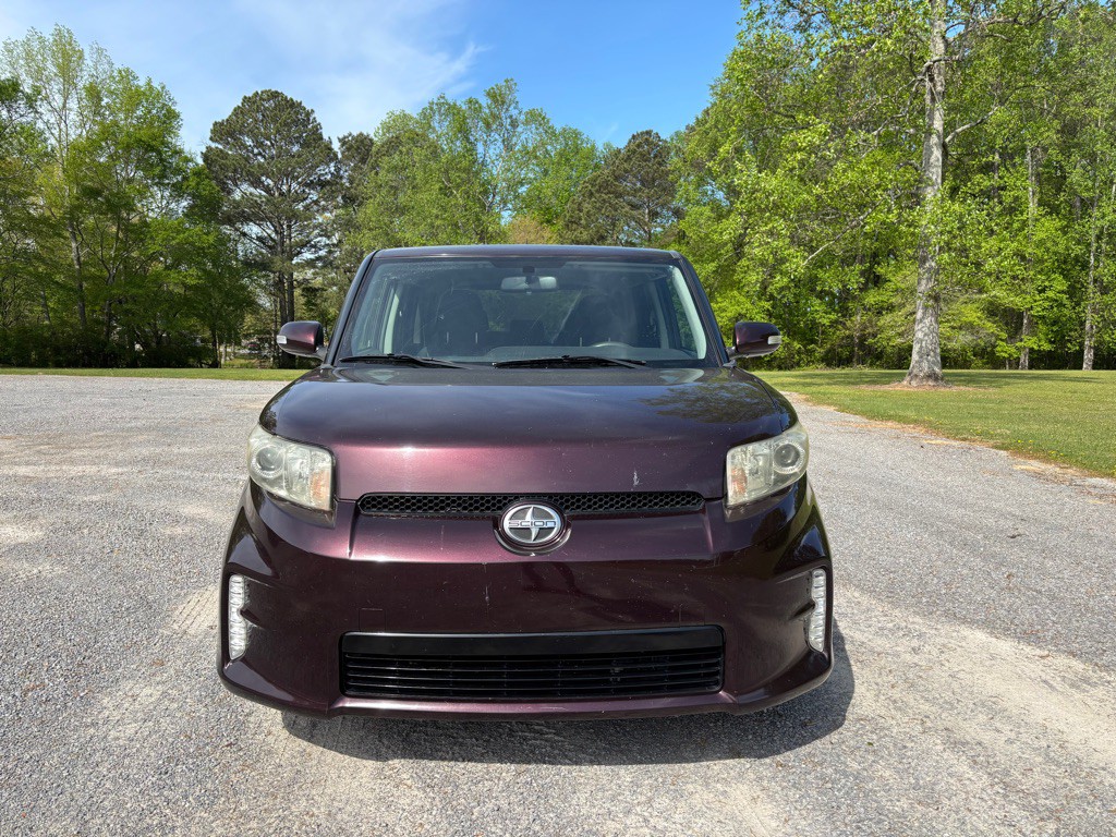 2014 Scion xB Image 2