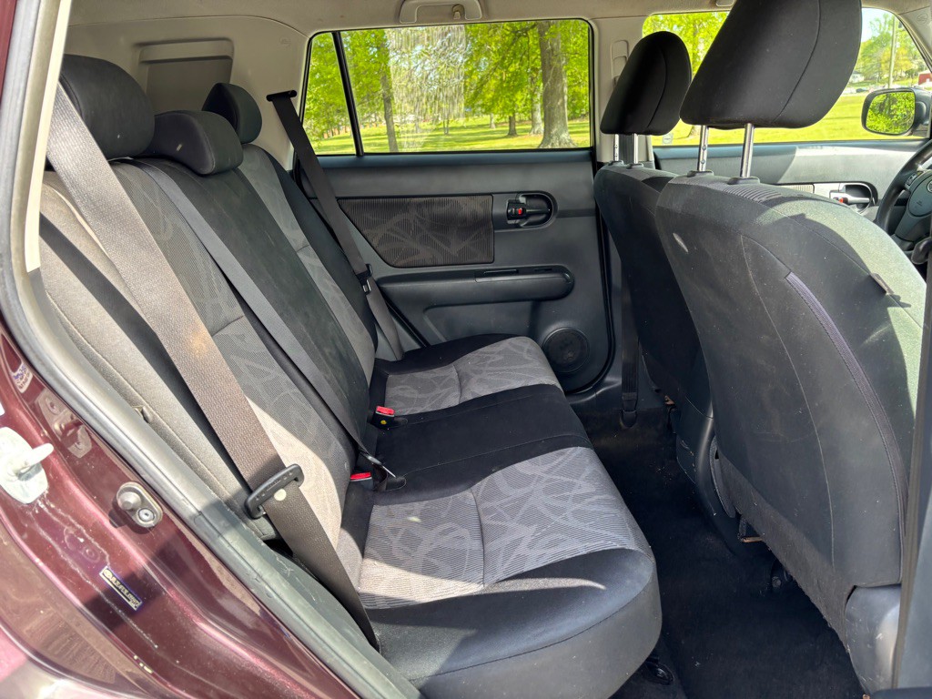 2014 Scion xB Image 8