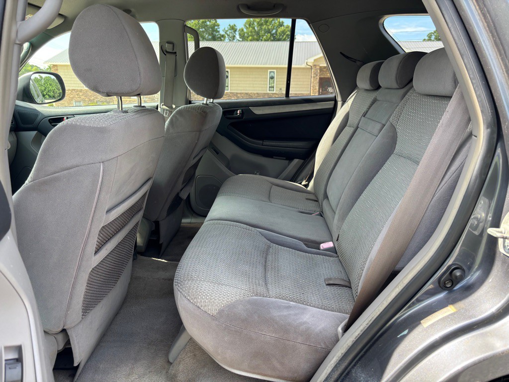 2004 Toyota 4Runner Image 10