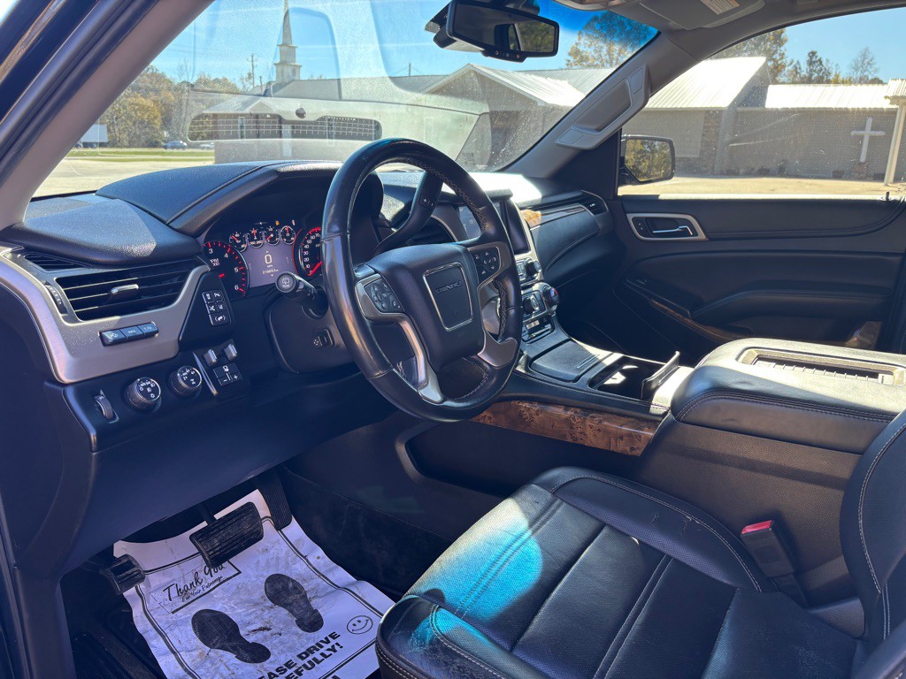 2015 GMC Yukon Image 10