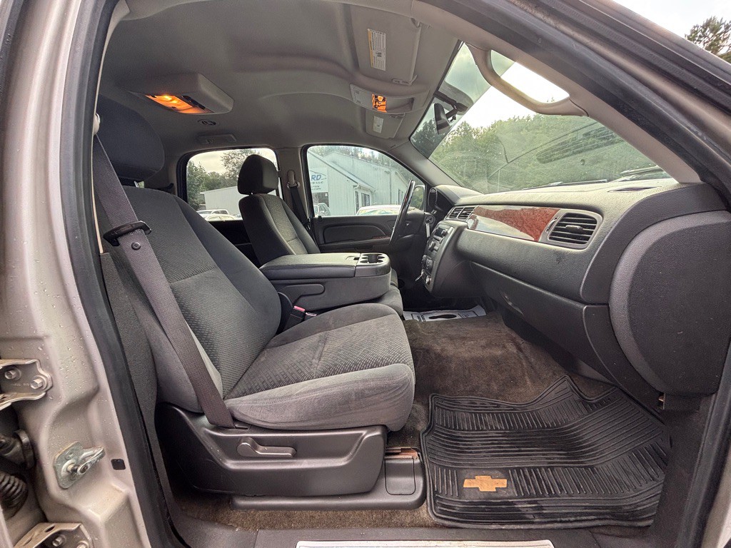 2008 GMC Yukon Image 7