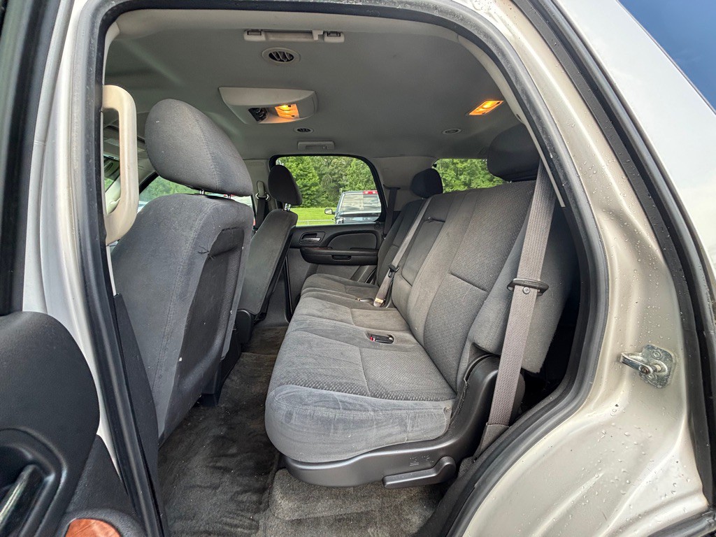 2008 GMC Yukon Image 9