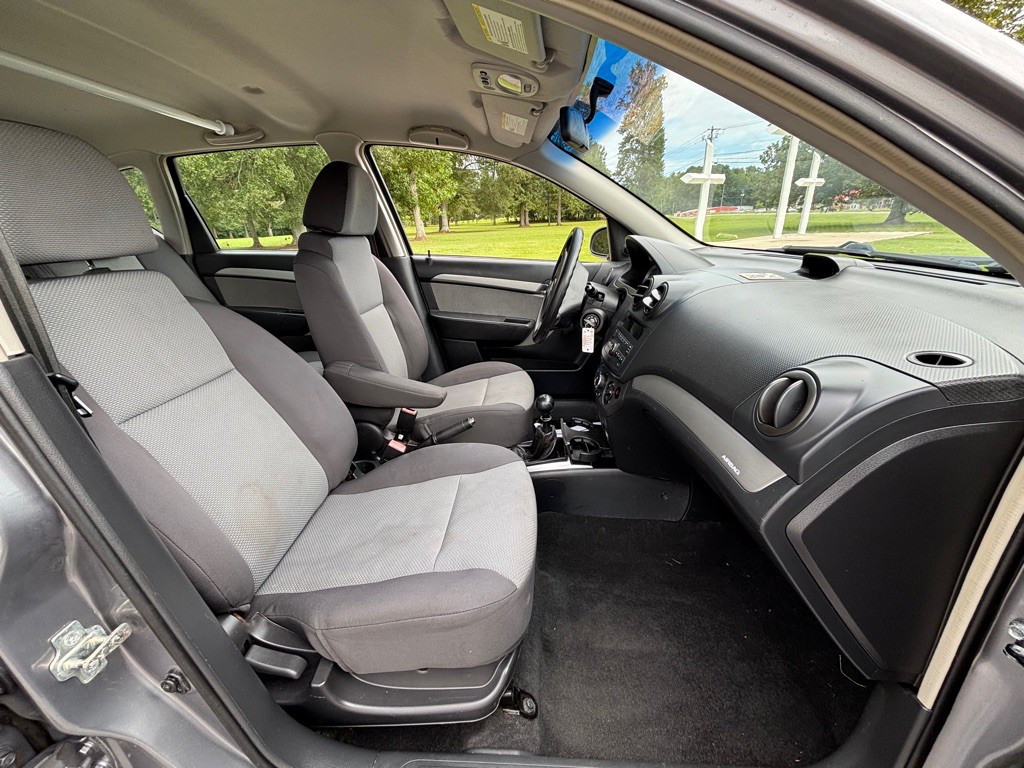 2009 Chevrolet Aveo Image 7