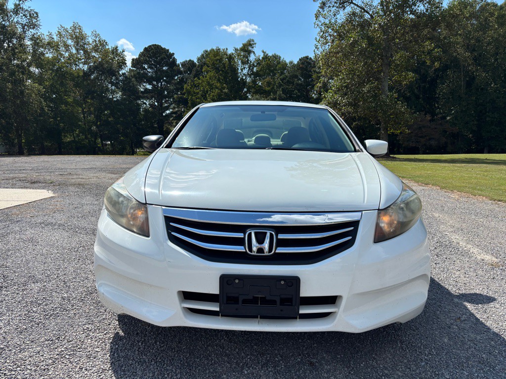 2012 Honda Accord Image 2