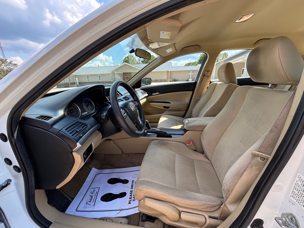 2012 Honda Accord Image 9