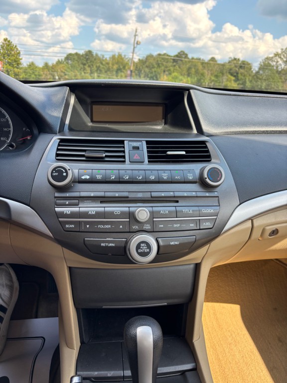 2012 Honda Accord Image 12