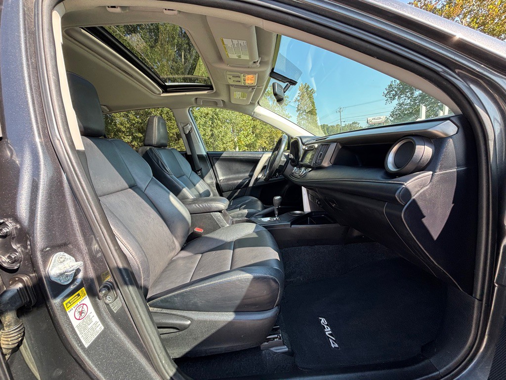 2013 Toyota Rav4 Image 7