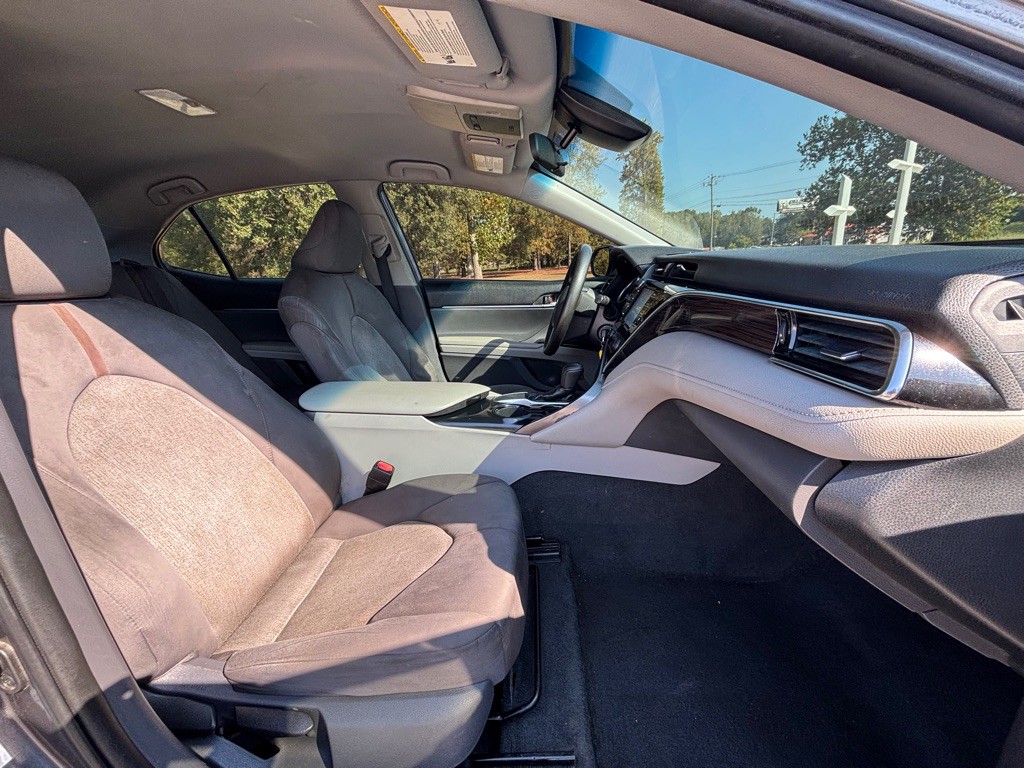 2018 Toyota Camry Image 7