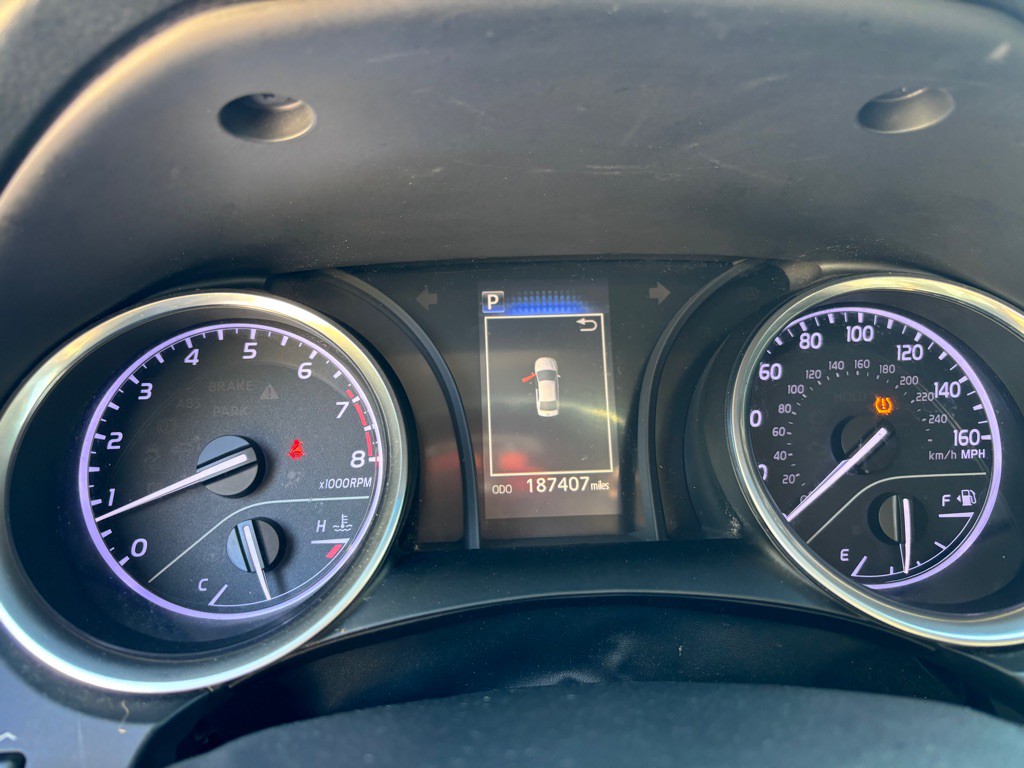 2018 Toyota Camry Image 10