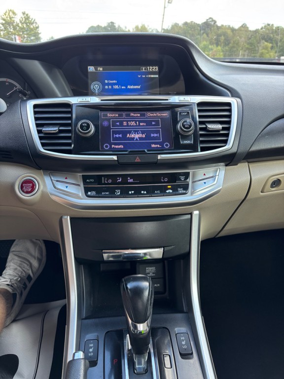 2013 Honda Accord Image 13